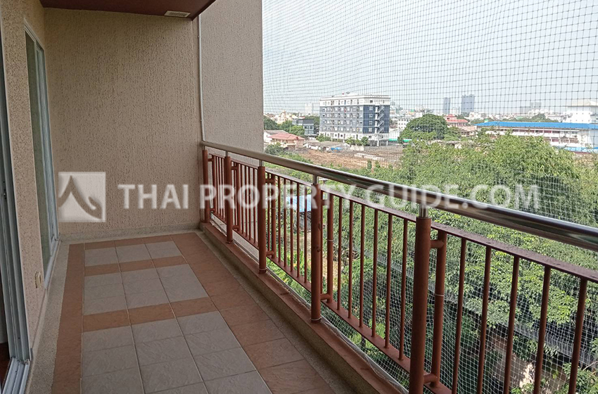 Condominium in Nichada Thani 